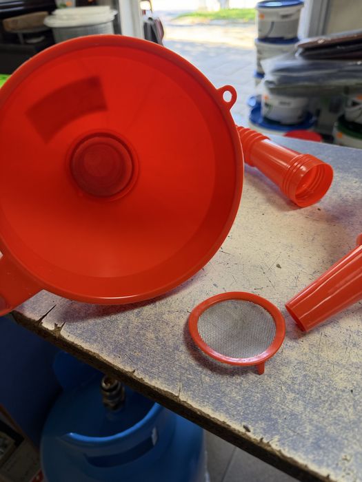 Фуния за гориво “Pressol “ ф160мм