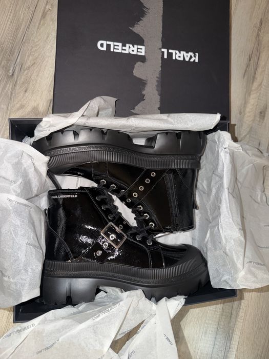 Чисто НОВИ уникални боти Karl Lagerfeld