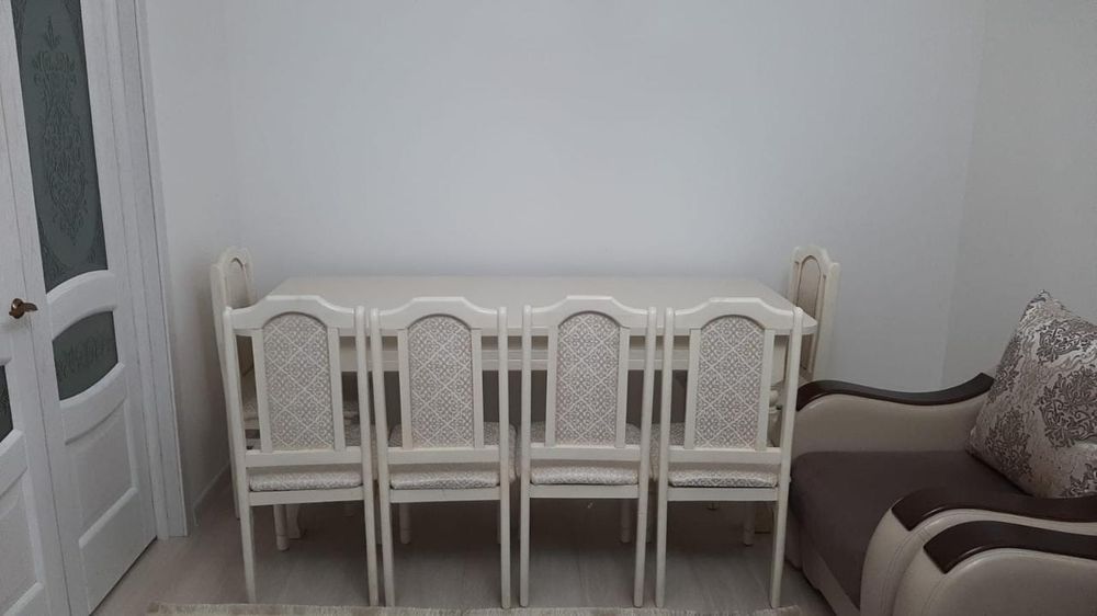 Продам стулья для гостиной