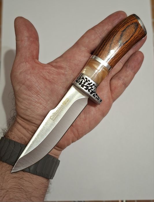 Cuțit  camping, drumeție, vânătoare, pescuit.  21.5cm