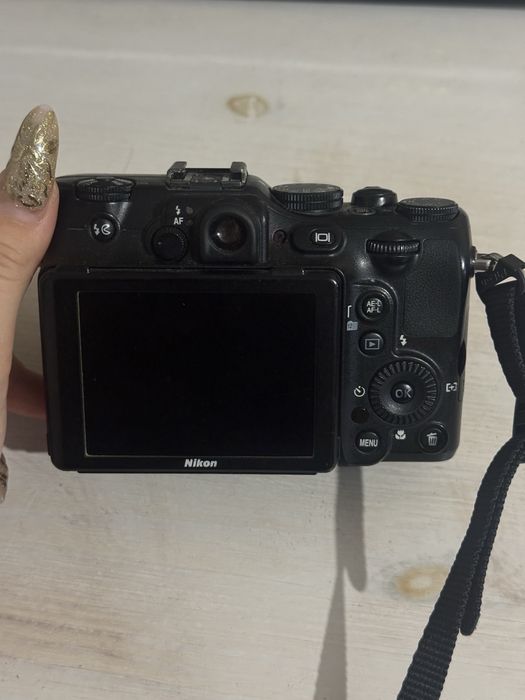 Продам Nikon coolpix p7100