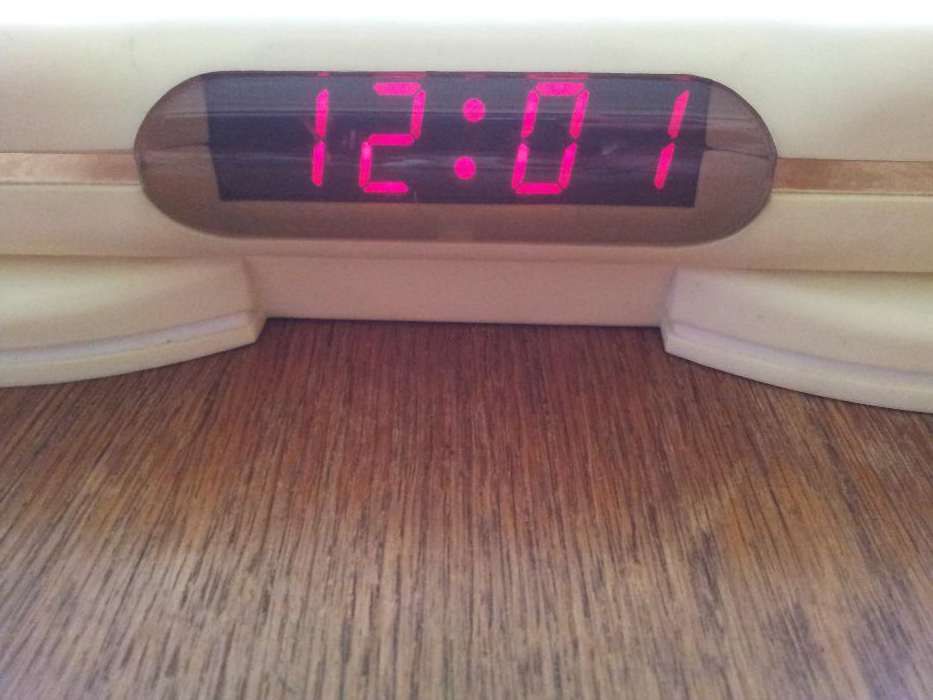 Radio - ceas desteptator - veioza