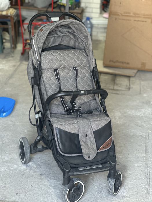 Продам   коляску