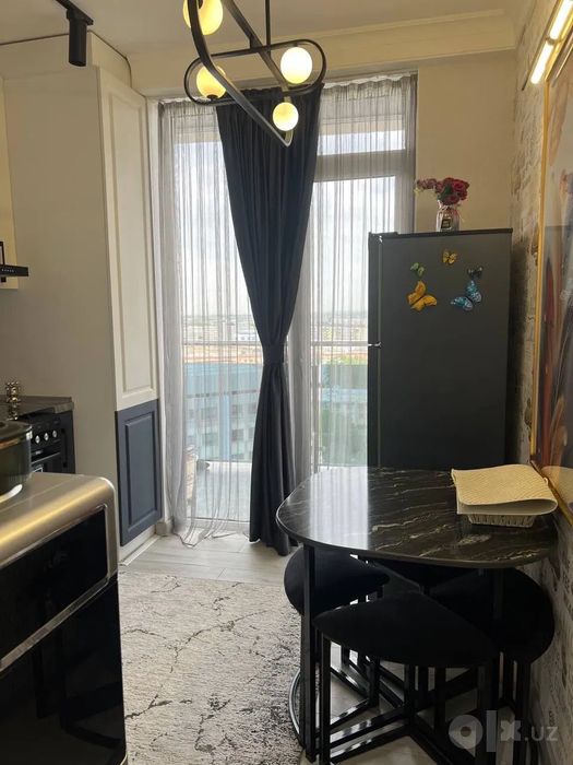 Сдаётся 2-комн ЖК Хонсарой Юнусабад, 70 м²
