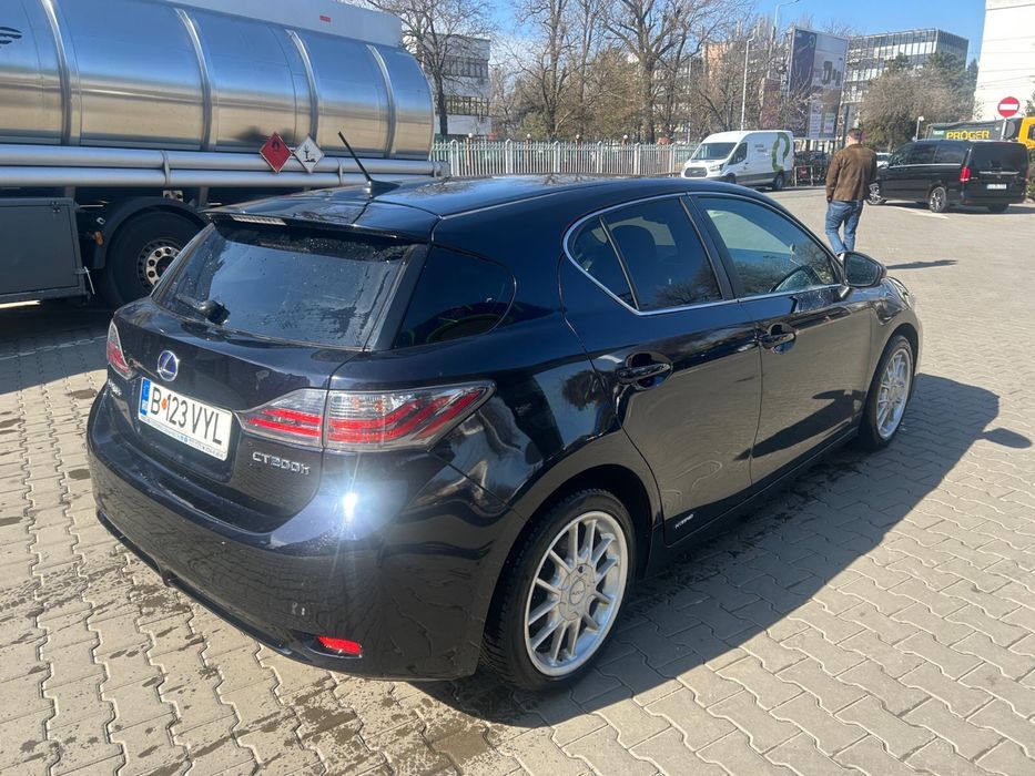Lexus CT 200h  an 2012