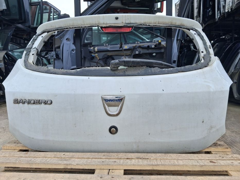 Багажна врата Dacia Sandero