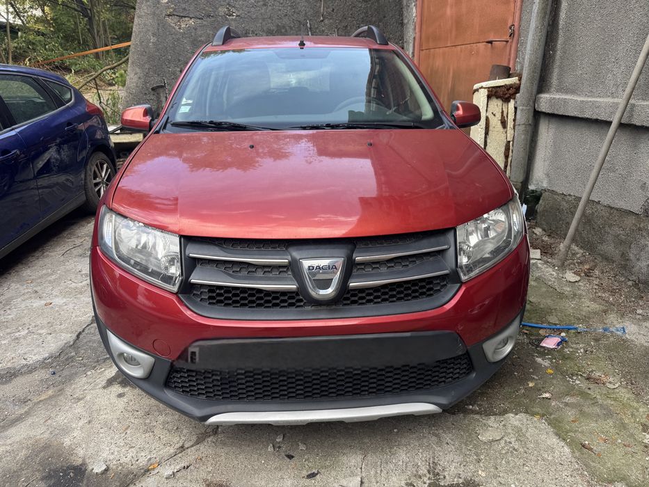 Dacia Sandero Stepway - 1.5dci - 90cp - 2013 - usor avariat