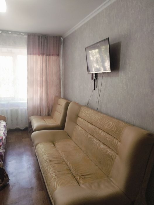 Сдается посуточно 1 ком квартира.