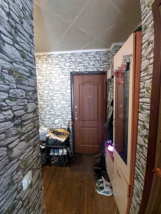 Продается 2-к квартира