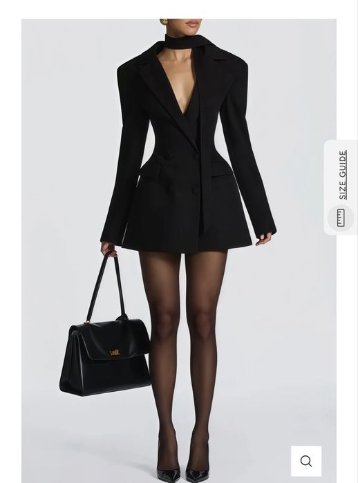 Rochie neagra scurta