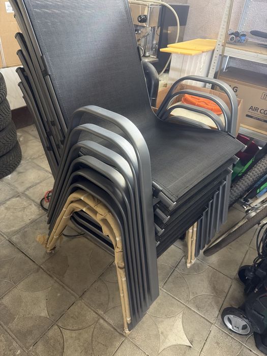 Vand 8 scaune de gradina din aluminiu NOI