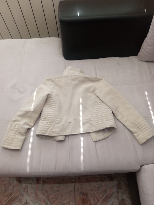 Детско бежаво яке hm