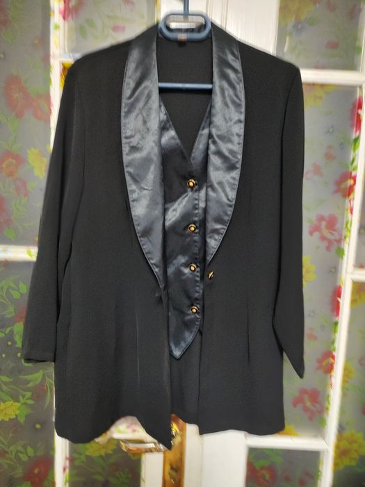Sacou cu vesta model deosebit