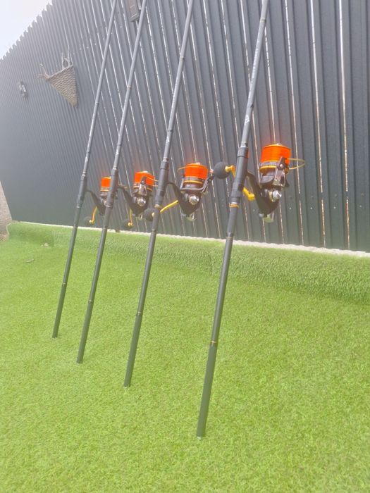 Set 4 FL Legend Carp 3.90m 3.75 LBS 2 seg+ 4 Mulineta Aquasite 10000