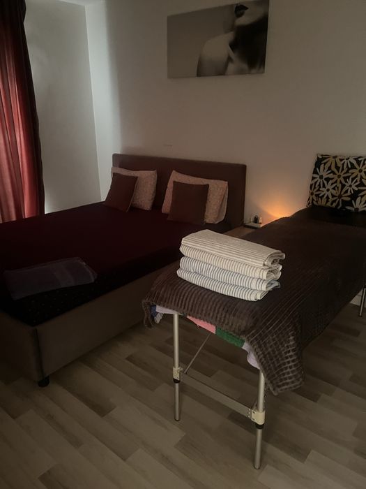 Masaj de relaxare pietre calde si vulcanice