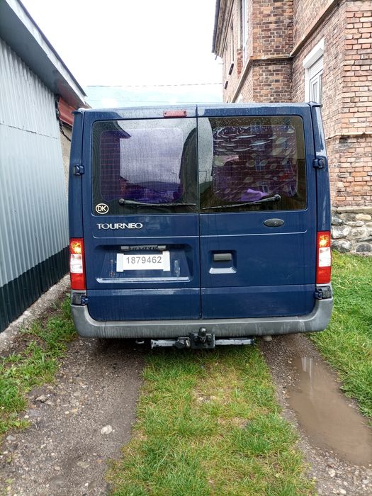 Vând schimb Ford transit tourneo