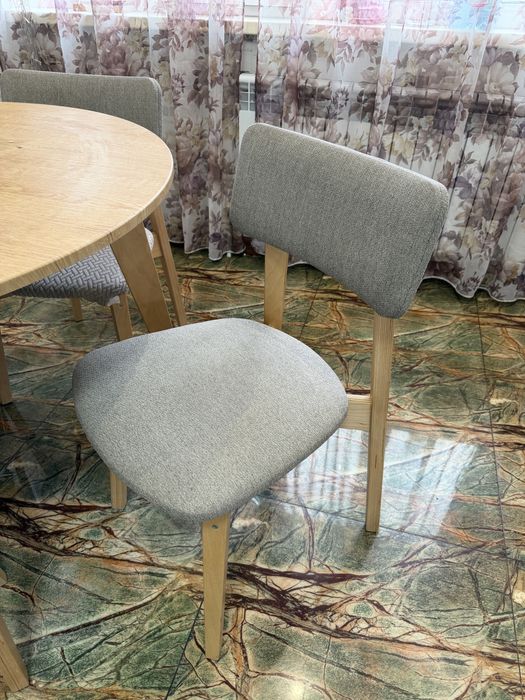 Стол кухонный, 4 стула