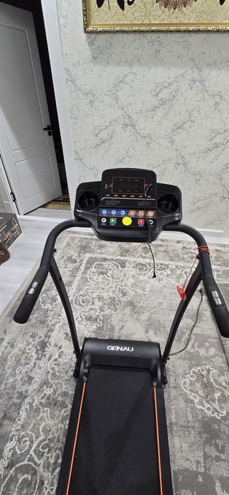 Беговая дорожка сотилади