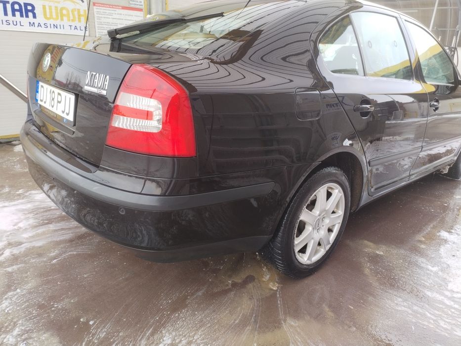 Vând skoda 2    dsg