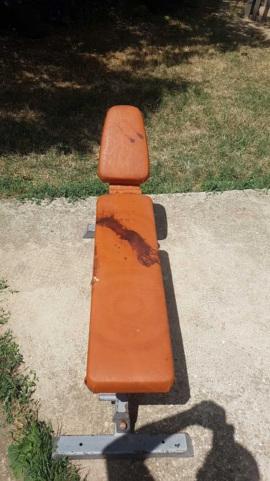 Дъмбели 6 лв. кг. Продават се на килограм.Лост 35 см 30 мм