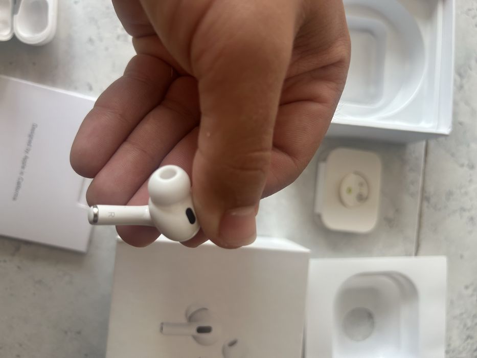 Casti Apple Airpods generatia 2.