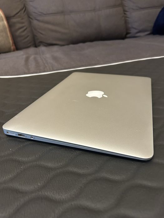 Macbook air 13 A1466 (Early 2014) baterie 91 cicluri