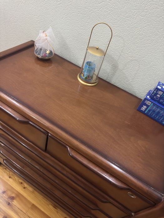 Комод из натурального дерева