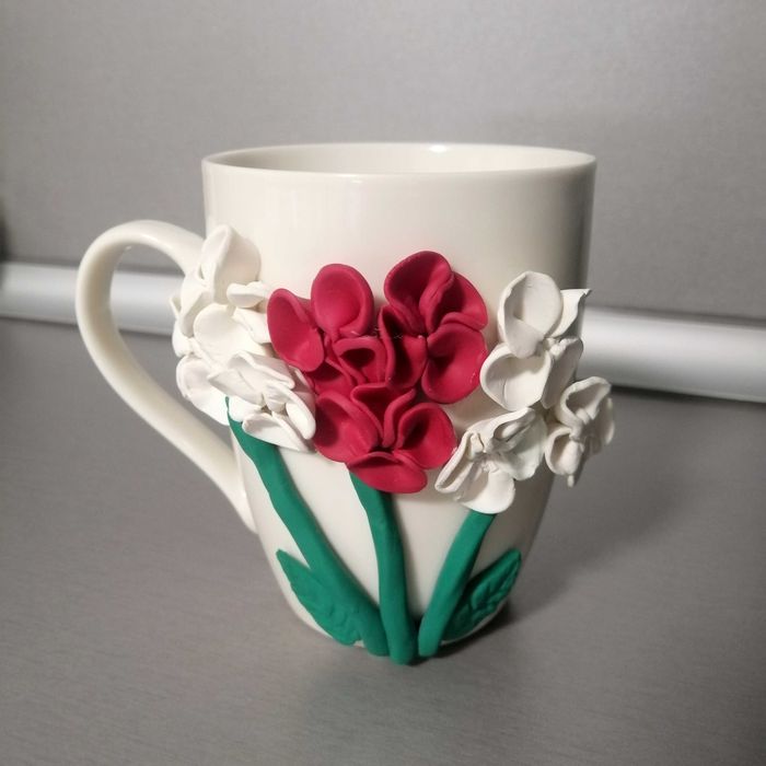 Чаша с цветя от полимерна глина