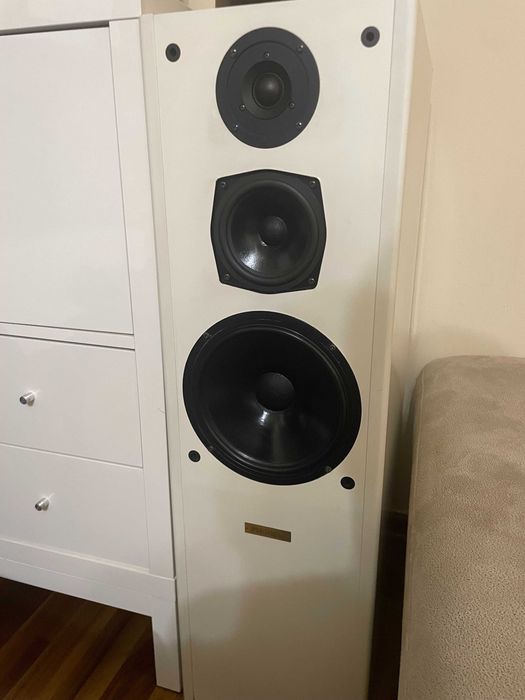 Рисийвър Harman Kardon AVR 41 и немски тонколони Phonar А 405