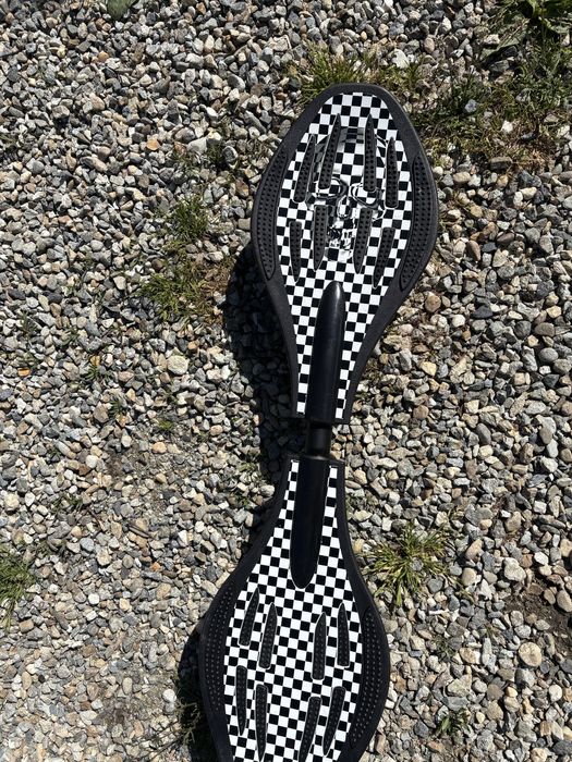 Placa waveboard prafuita fara zgarieturi