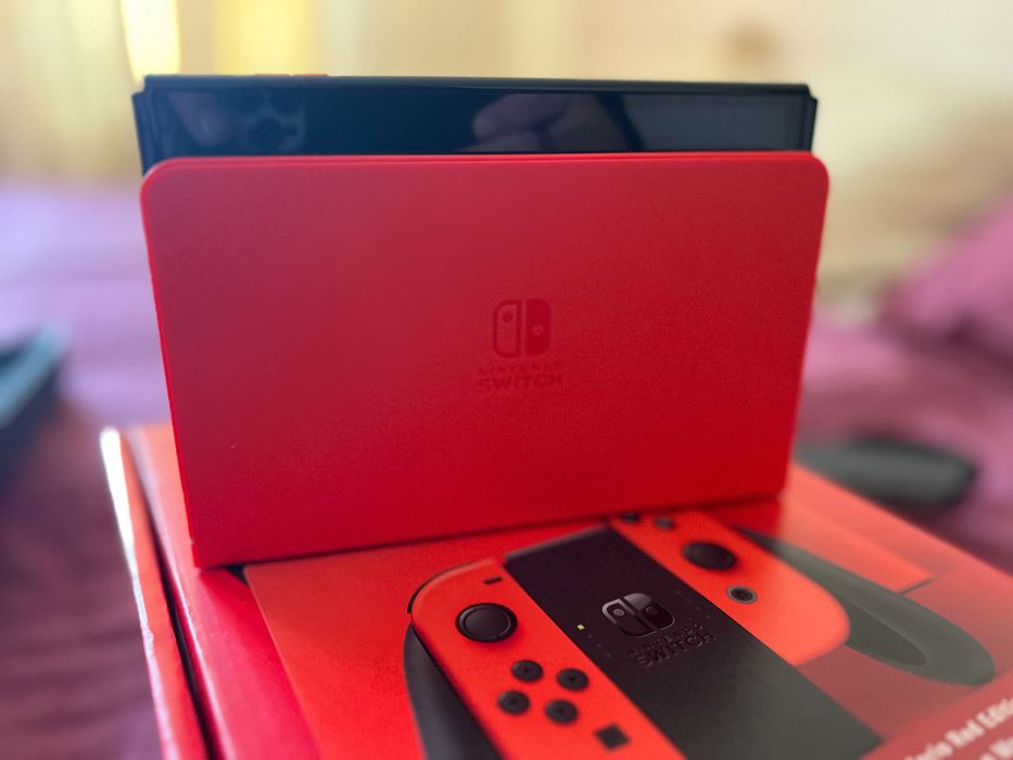 Nintendo Switch OLED Red (Super Mario Edition)