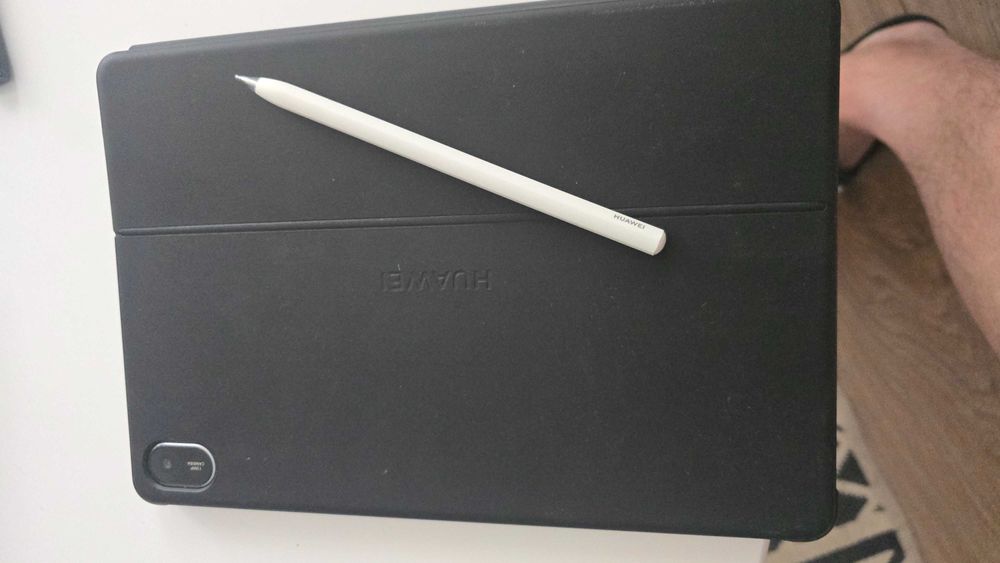 Huawei MatePad 11.5 (2026) | 8GB RAM | 256GB | Keyboard + M-Pencil | Excellent Condition