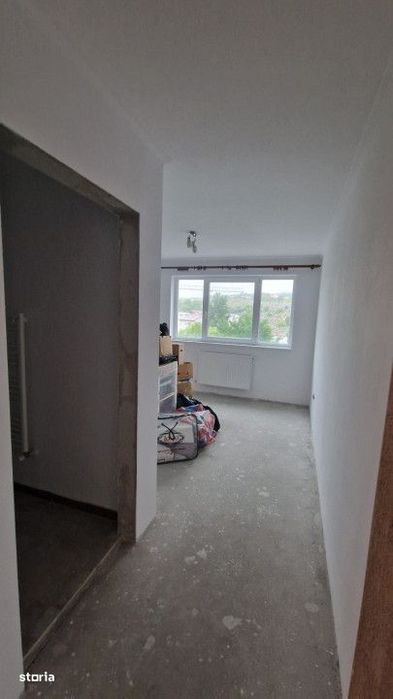 Apartament cu 3 camere, 70mp utili, parcare sub, Dambul R