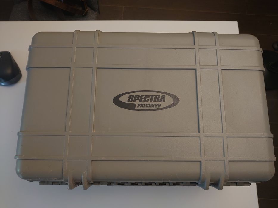 Gps Spectra Geospatial - Precision  SP85 GNSS