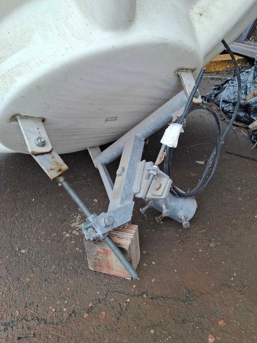 Продавам сателитна чиния