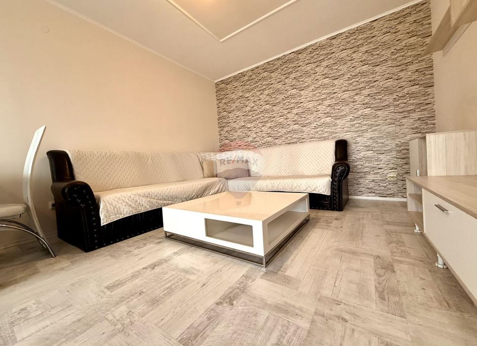 Продава се Тристаен апартамент в Варна, Окръжна болница - 107 кв.м за 1359 €/кв.м - Снимка #3