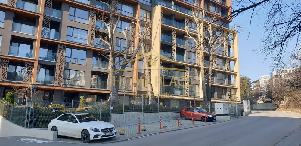 Външно паркомясто за продажба в к-с "Панорама парк" в кв. Бриз