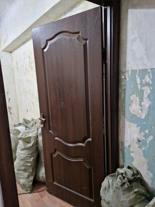 Продам двери межкомнатные