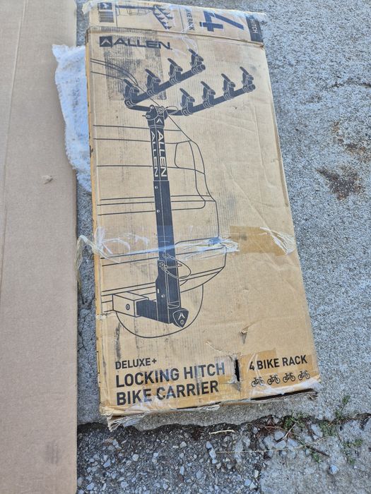 Стойка за колела за монтаж на теглич.