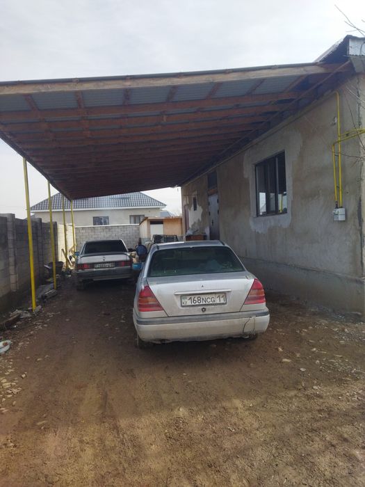 Большой уютный дом