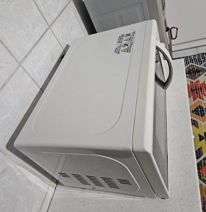 Микроволновка Elenberg бу