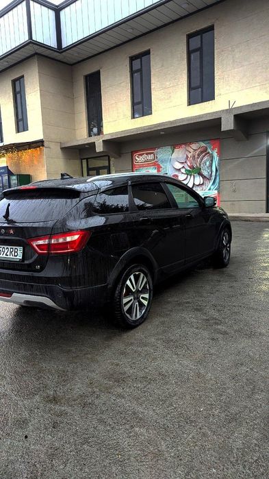 Lada Vesta sw Cross 2019