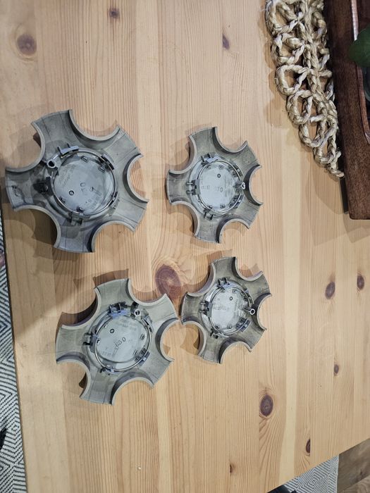 Оригинални капачки за джанти MAZDA