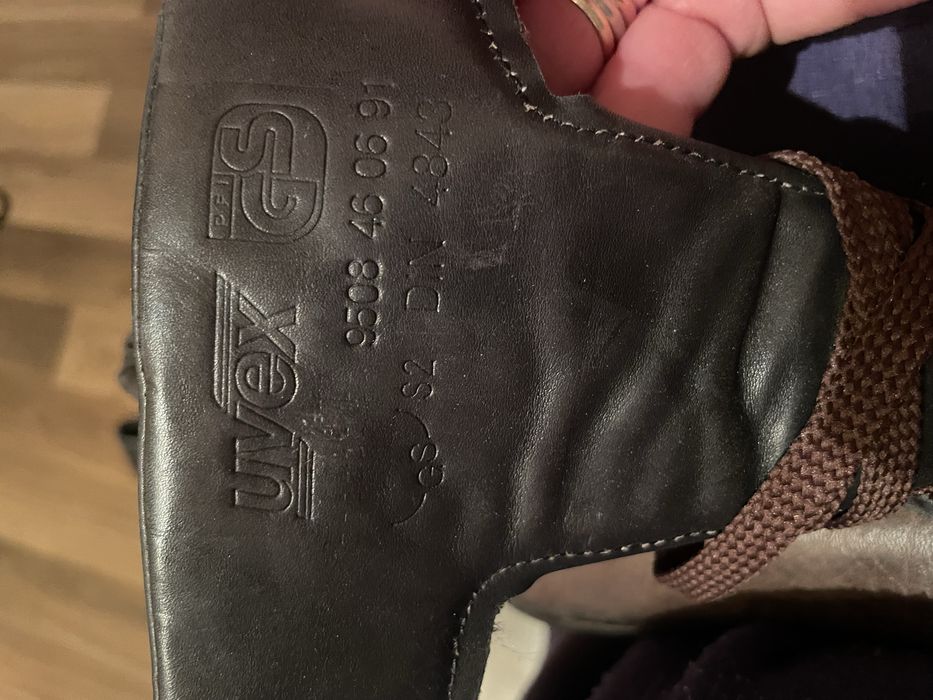 Bocanci de lucru Uvex piele naturala