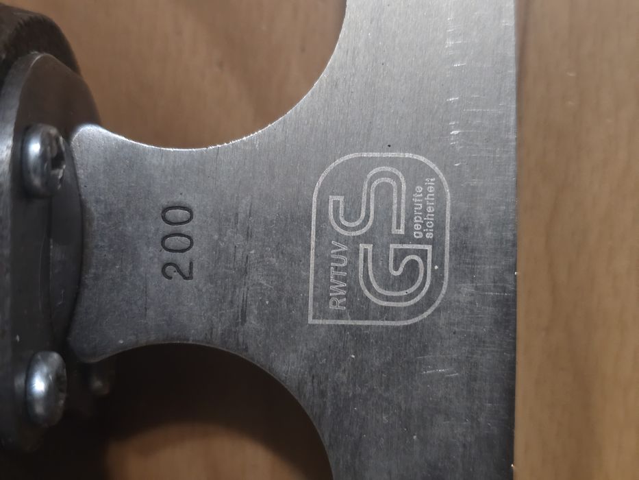 Коньки женские фигурные