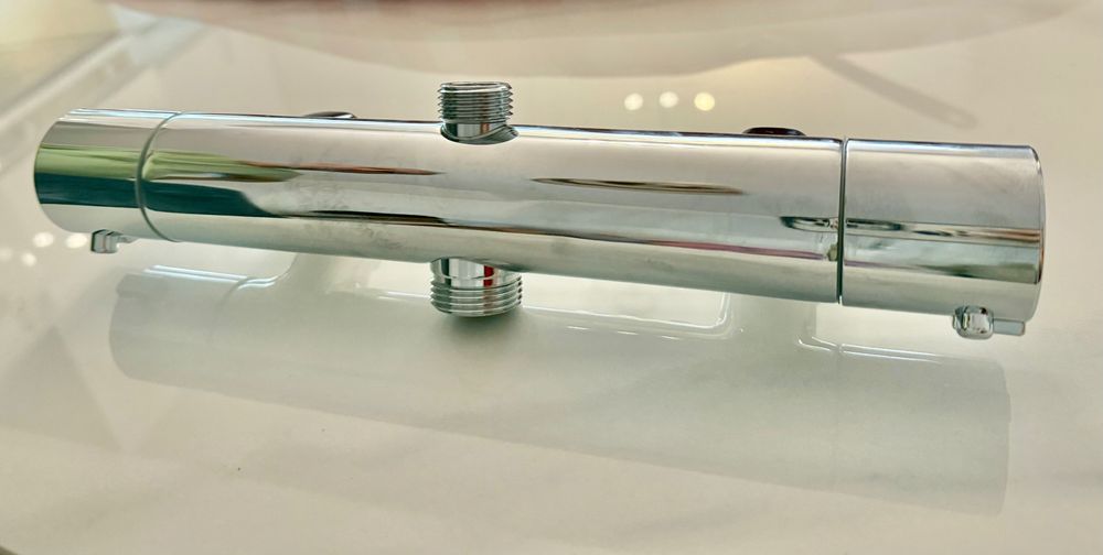 Продавам НОВ смесител за баня