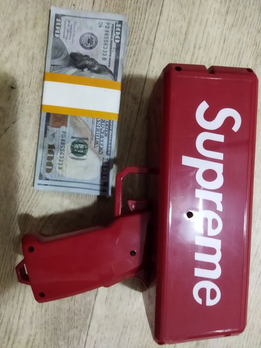 Пистолет для денег