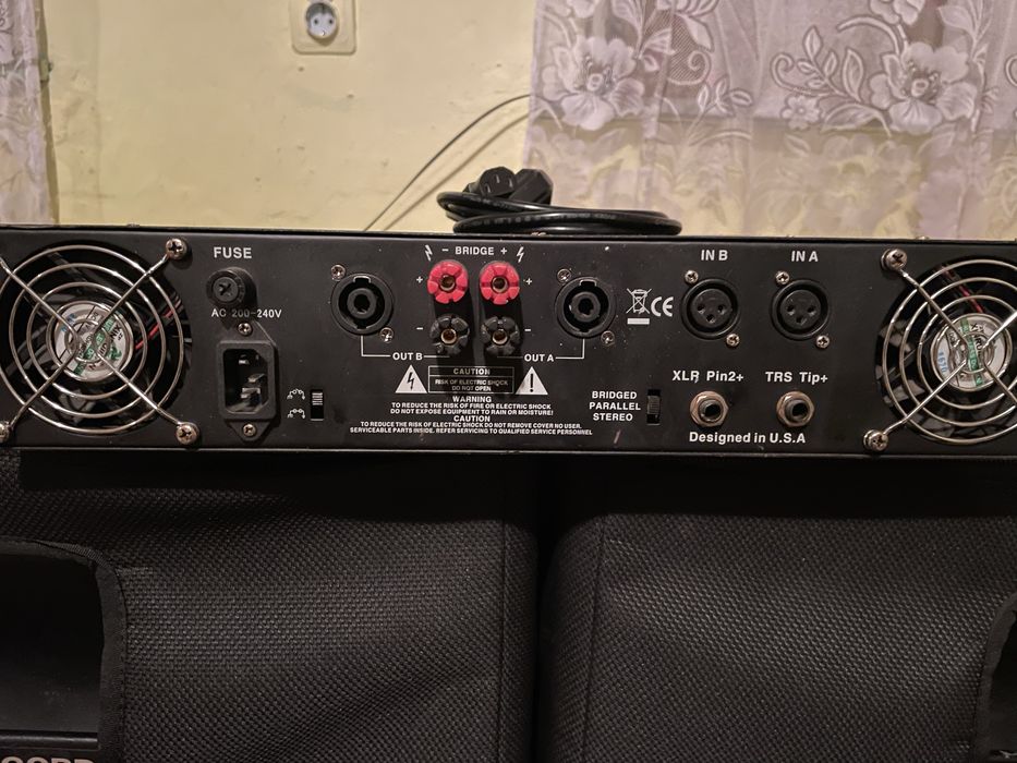 Vînd amplificator  putere TA2400