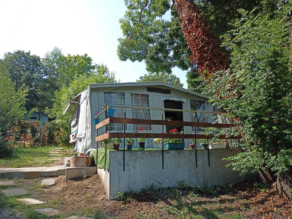 на  Каравана в КЪМПИНГ НЕСТИНАРКА, Царево, под наем