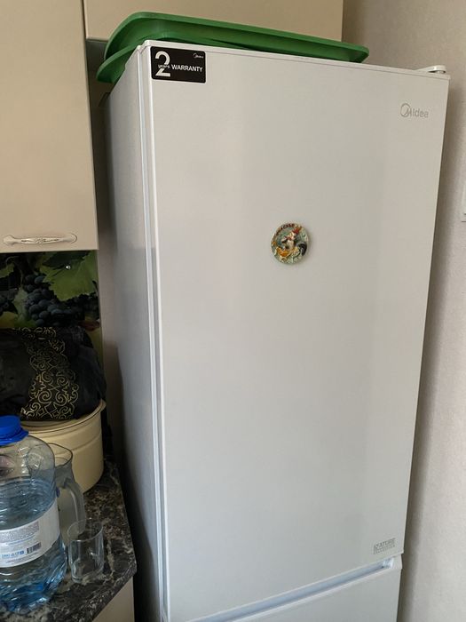 Холодильник Midea